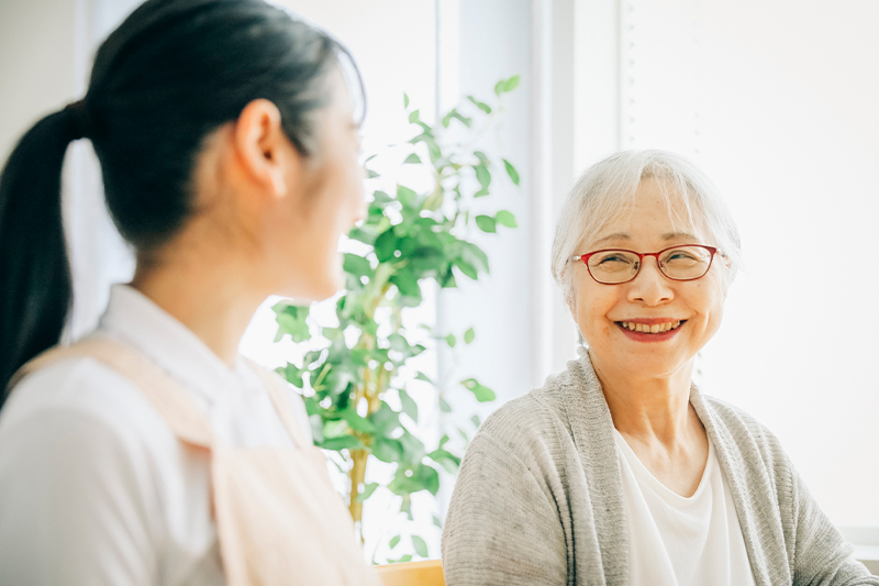 介護経験10年以上のスタッフが施術を行います。